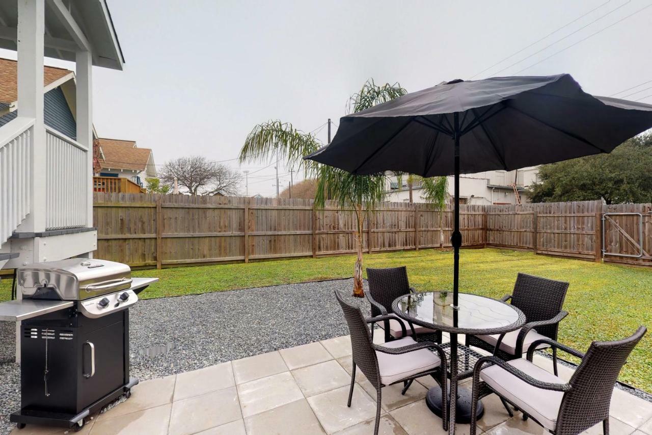 The Breezy Bungalow Galveston Ngoại thất bức ảnh